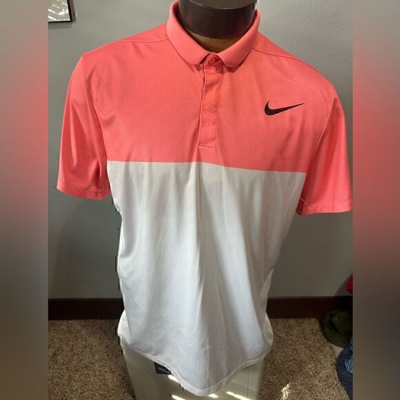 Nike Golf Modern Fit FireRock Country Club Short Sleeve Polo - Picture 1 of 7